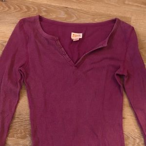 Soft vintage ribbed long sleeve thermal style tee